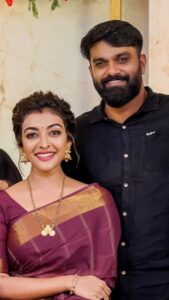 Durga Krishna Instagram - Mrs. Arjun Ravindran @arjunravindranofficial 

Makeup & Hair : @sajithandsujith

PS. Enna Divorce, ethra naal.. 
Comments like these are restricted..🚫 
Live and let live 🙏🏻😊
