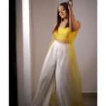 Durga Krishna Instagram - Haldi night ! Styled by : @sanliya_sabu Makeup and Hair : @aii_dream_makeovers Jewellery : @alameen_fashion_jewels Mehandi artist : @mehandi_by_fathimayasminv Photo courtesy : @happyweddings_creative