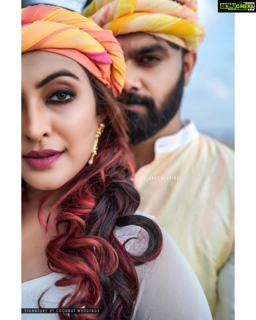 Durga Krishna Instagram - The Beginning! @arjunravindranofficial Photography : @coconut.weddings Events : @eventiaevents @nikhil_eventia Costume for bride and groom : @paris_de_boutique Make-up @vikas.vks.makeupartist Hair stylist : @mani_hairstylist Styling : @styledbysmiji Location : @yantraayurvedicresort #DAshaadi #haldiceremony #loveisintheair #imgettingmarried #durgakrishna