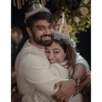 Durga Krishna Instagram - #birthdayseries Hugging is a silent way of saying.. You matter to me. 🤗 @arjunravindranofficial Thank you @knowrichrp Photo courtesy : @richard_antony_ Costume styling : @asaniya_nazrin