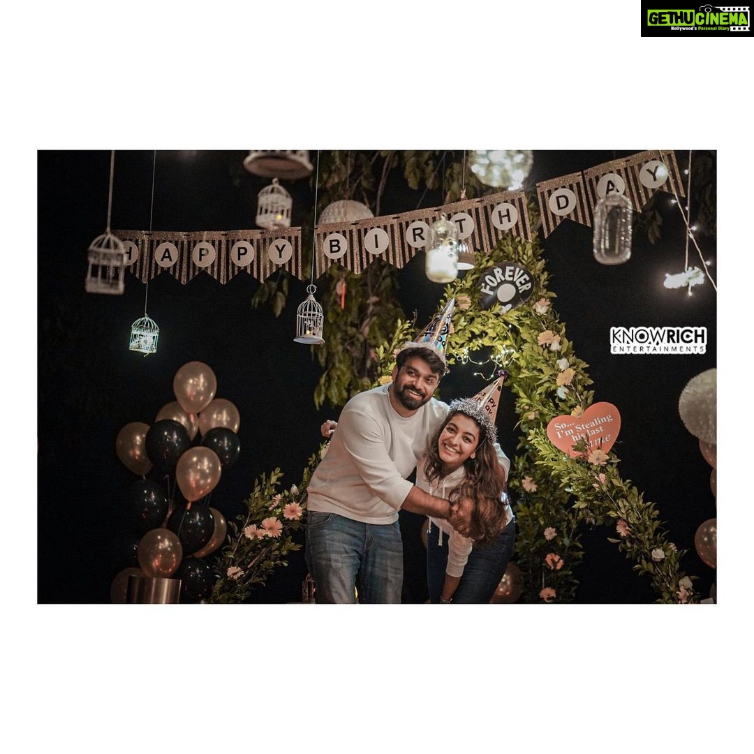 Durga Krishna Instagram - #Birthdayseries 🎊 A very Happy Birthday love @arjunravindranofficial ❤️ Thank you @knowrichrp for making this day soo special and memorable ❤️ Photo courtesy : @richard_antony_ Costume styling : @asaniya_nazrin