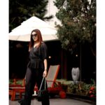 Durga Krishna Instagram - The walk in black ! Styled by @sanliya_sabu Makeup & hair : @aii_dream_makeovers Photography : @kunjava_designads @designads_weddings