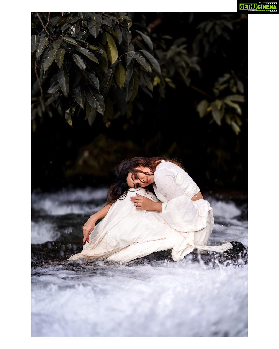 Durga Krishna Instagram - She is Water. Powerful enough to drown you Soft enough to cleanse you Deep enough to save you. . Photo courtesy: @arun_chelad Costume : @devraagh Make up : @vikas.vks.makeupartist Hair : @sudhiar.hairandmakeup Assist : @nikhilraj002