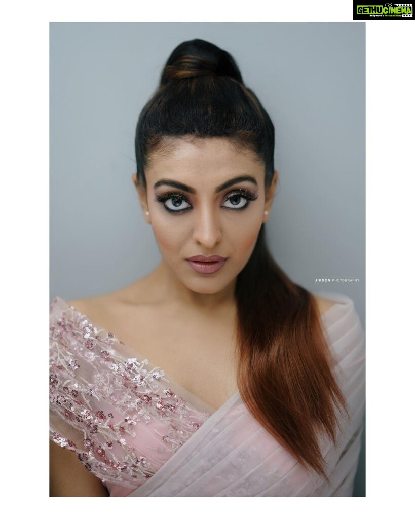 Durga Krishna Instagram - She had a galaxy in her eyes, A universe in her mind.. “SHE” In Frame : @durgakrishnaartist Concept, direction and photograpy @jiksonphotography Makeup: @vikas.vks.makeupartist Hair: @sudhiar.hairandmakeup Wearing: @dhaga_brand Stylist : @zohib_zayi Production and studio : @thestudioloc Assistant: @a____p____t @bipinsivan @akshay_chandran____ @photographer_indeed Design : @magicwand_by_loc Special thanks to : @dalu_krishnadas