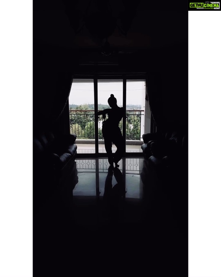 Durga Krishna Instagram - World dance day.. 🙏🏻 Videography: @dushyanth_krishna_dk Sung by : @bharath_sajikumar