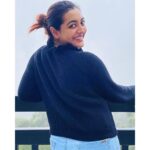 Durga Krishna Instagram - “In nature, nothing is perfect and everything is perfect. Trees can be contorted, bent in weird ways, and they are still beautiful” - Alice Walker PC : @arjunravindranofficial Location : @chandysdrizzledrops #HolidayWithHubby