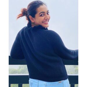 Durga Krishna Instagram - “In nature, nothing is perfect and everything is perfect. Trees can be contorted, bent in weird ways, and they are still beautiful” - Alice Walker

PC : @arjunravindranofficial 
Location : @chandysdrizzledrops 

#HolidayWithHubby