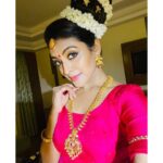 Durga Krishna Instagram - #lalonamnallonam 2020 Make up : @monish_mathai_makeup_artist_ Ornaments : @parakkat_jewels