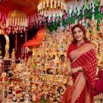 Durga Krishna Instagram - #kalyannavarathri Make up : @vikas.vks.makeupartist Hair : @nikhil_vks Styling : @sanliya_sabu Saree draping : @sindhu_valsan Costume: @khajuraho_boutique_ Jewellery: @dcjewellers.official