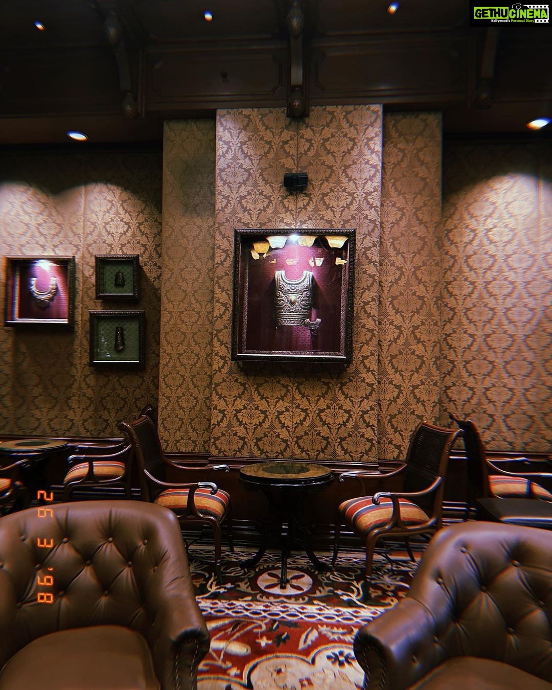 Dushara Vijayan Instagram - Lights and shadows…