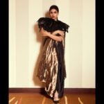 Dushara Vijayan Instagram – Shot by : @vinothdk 
Outfit : @renasci.in 
Jewellery : @nacjewellers 
Hairstylist : @puii_c_ammy 
#kazhuvethimoorkkan promotions