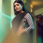 Eesha Rebba Instagram - Every saree has a story….🖤 Photography : @prachuprashanth Wardrobe/styling : @labelswarupa MUA : @kaviyaartistry_off Jewellery: @original_narayanapearls Organised by @arunprajeethm