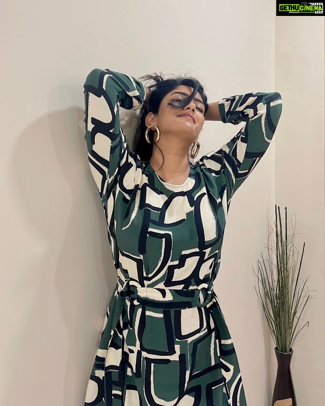 Eesha Rebba Instagram - Who wants dramaβ¦πππ
