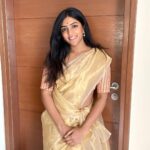 Eesha Rebba Instagram - అందరికీ సంక్రాంతి శుభాకాంక్షలు ❤️🤗 #HappySankranthi #HappyPongal