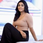 Eesha Rebba Instagram - Hey there😁