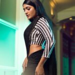 Eesha Rebba Instagram - Every saree has a story….🖤 Photography : @prachuprashanth Wardrobe/styling : @labelswarupa MUA : @kaviyaartistry_off Jewellery: @original_narayanapearls Organised by @arunprajeethm