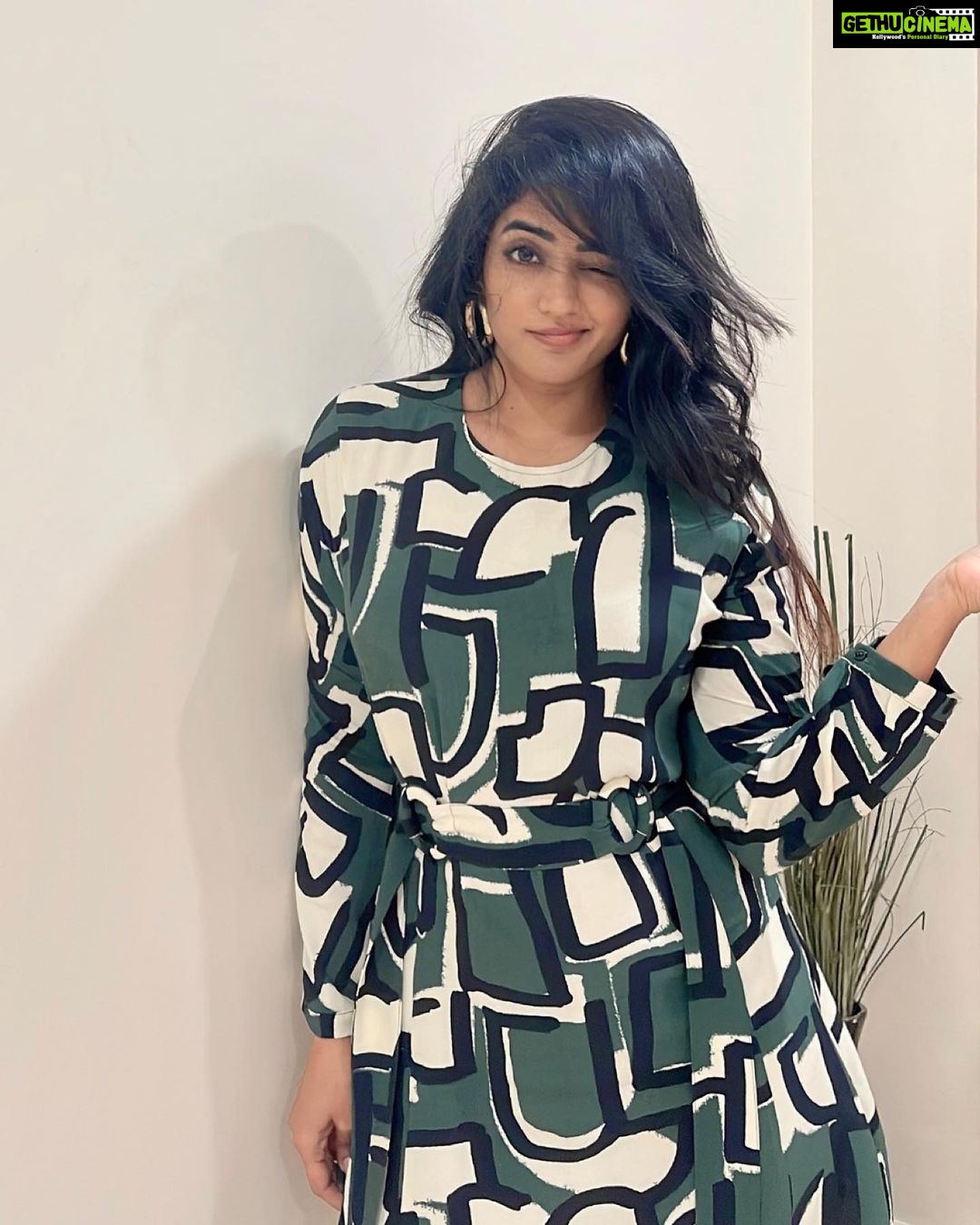Eesha Rebba Instagram - Who wants dramaβ¦πππ