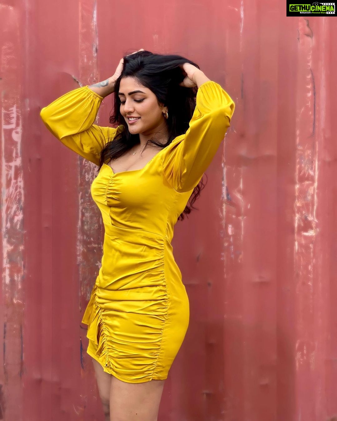 Eesha Rebba Instagram - Hi❤️, it’s been a while, How are y’all doing 🤗