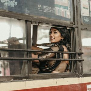 Eesha Rebba Instagram - Unakkaka kattirukkiren 🥀

Conceptualised by : @arunprajeethm 
Shot by: @deepak_durai_photography
Team : @avinashelango
Makeup : @reenapaiva 
Hairstylist : @venki_hairstylist 
Outfit by : @ivalinmabia