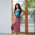 Eesha Rebba Instagram – Lost in your gaze❤️‍🔥

:
:

 

Styling: @styledbysumaiah
Accessories: @adorebypriyanka
Hair and makeup : @blenditlikesana 
Clicked by @srujanluckyphotography