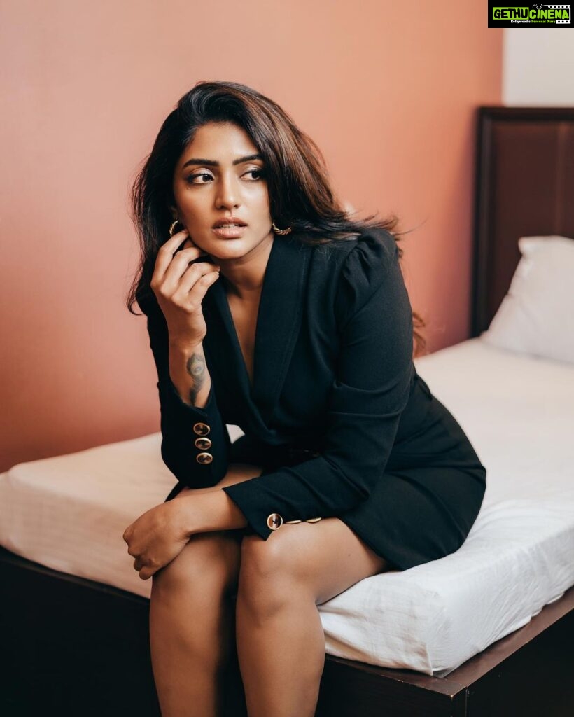 Eesha Rebba Instagram - Lost in the moment🖤