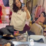 Elena Roxana Maria Fernandes Instagram – Glam up!
.
.
.
#glam #glamup #reels #reelitfeelit #reelkarofeelkaro #instareels #glamourous #beauty #beautiful #pretty #ootd #outfitoftheday
.