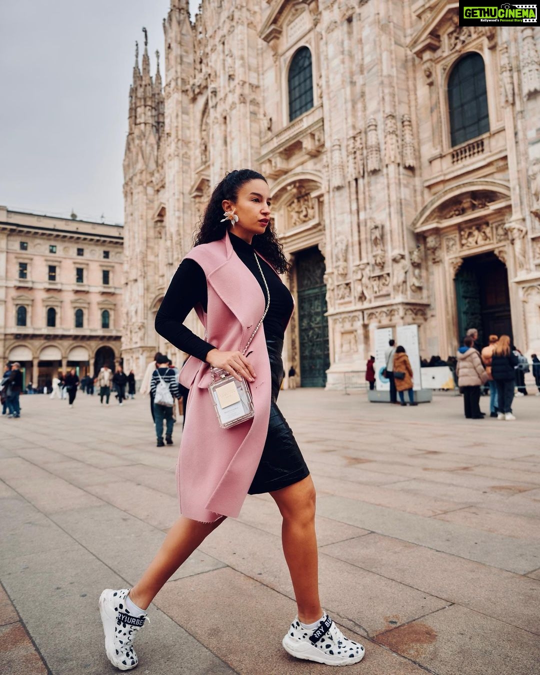Elena Roxana Maria Fernandes Instagram – When in Milan…. Coat @marni ...