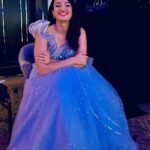 Elena Roxana Maria Fernandes Instagram - Thank you #IndiaWeek. It was a pleasure to host the evening! . @ayrelauk @bridgeindia @asianachieversawards @anishavasanicreates @shl.hair @fatinhasadomua @royallancasterlondon . . #event #host #ayrelauk #ideasforindia #beauty #glam #glow #smile #outfit #ootd #pose #outfitoftheday #shine #sparkle #fashion #style #styleinspiration #jewellery #glamour #show #london #uk Royal Lancaster London