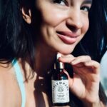 Elena Roxana Maria Fernandes Instagram - In love with @fableandmane and their plant based products, inspired by ancient Indian beauty secrets with vegan, clean and cruelty-free formulas. And also both our roots are the same: India. 😉 . . . 📸 @shannonmikhaillobo . #fableandmane #beauty #hair #haircare #hairproducts #beautyproducts #trends #life #love #pretty #care #selfcare #routine #beautiful #glam #glow