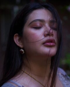 Ena Saha Instagram - In the moment 💞

#enasaha #photooftheday #photoshoot #actress #brown #dress #trending #statement #tollywood #tollywoodonline #outfitoftheday #actorslife #home #sunset #light #explorepage #explore #clouds #cloudysky #rain