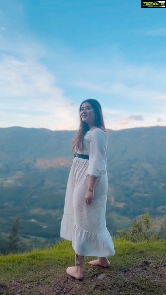 Ena Saha Instagram - When you don’t find me anywhere, look for me in the mountains! Capture by @sebatii_ #happyme #mountains #loveformountains #reels #travelreels #naturelove #hillstation #peaceful #enasaha #foryou #explore Magic Valley