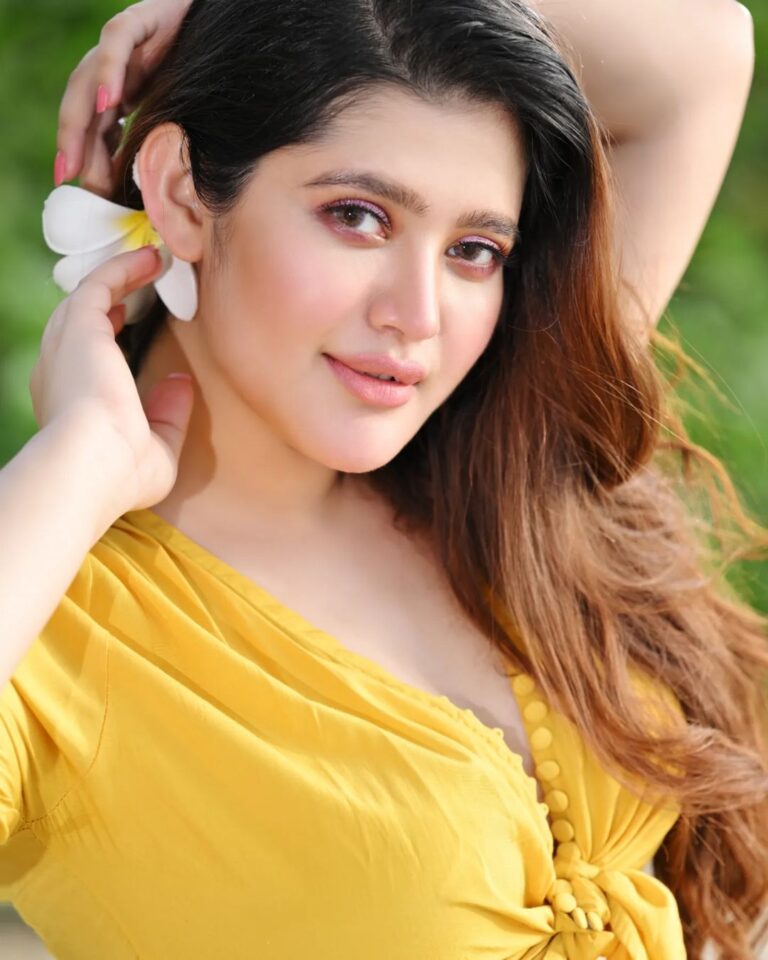 Ena Saha Instagram - #judging a person does not define who they are... It defines who you are... . . . #yellow #yellowdress #actress #shoot #photooftheday #enasaha #statement #outfitoftheday #explorepage #explorepage #diva #fashion #cute #glam #beauty #selflove #tollywood #tollywoodonline
