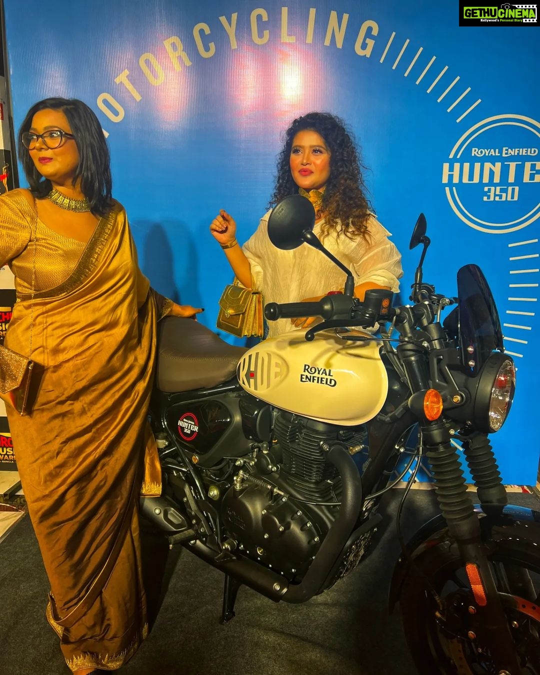 Ena Saha Instagram - Attended @mirchibangla Music Awards . . . #show #awards