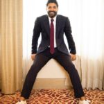 Farhan Akhtar Instagram - Suits me just fine 😉 Stylist @divyakdsouza Asst @fusionandfashion07 Suit @sshomme Tie @thetiehub Shoes @prada Image @ayushk9