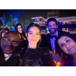 Farhan Akhtar Instagram - Wonderful weekend with the fam, friends and a festive vibe. @shibanidandekarakhtar @farahkhankunder @hansichika Thank you to @atlantistheroyal @iamanagementinternational @sonal_vara @ashtjc @bottomlinemedia @hcmediamgmt #atlantistheroyal