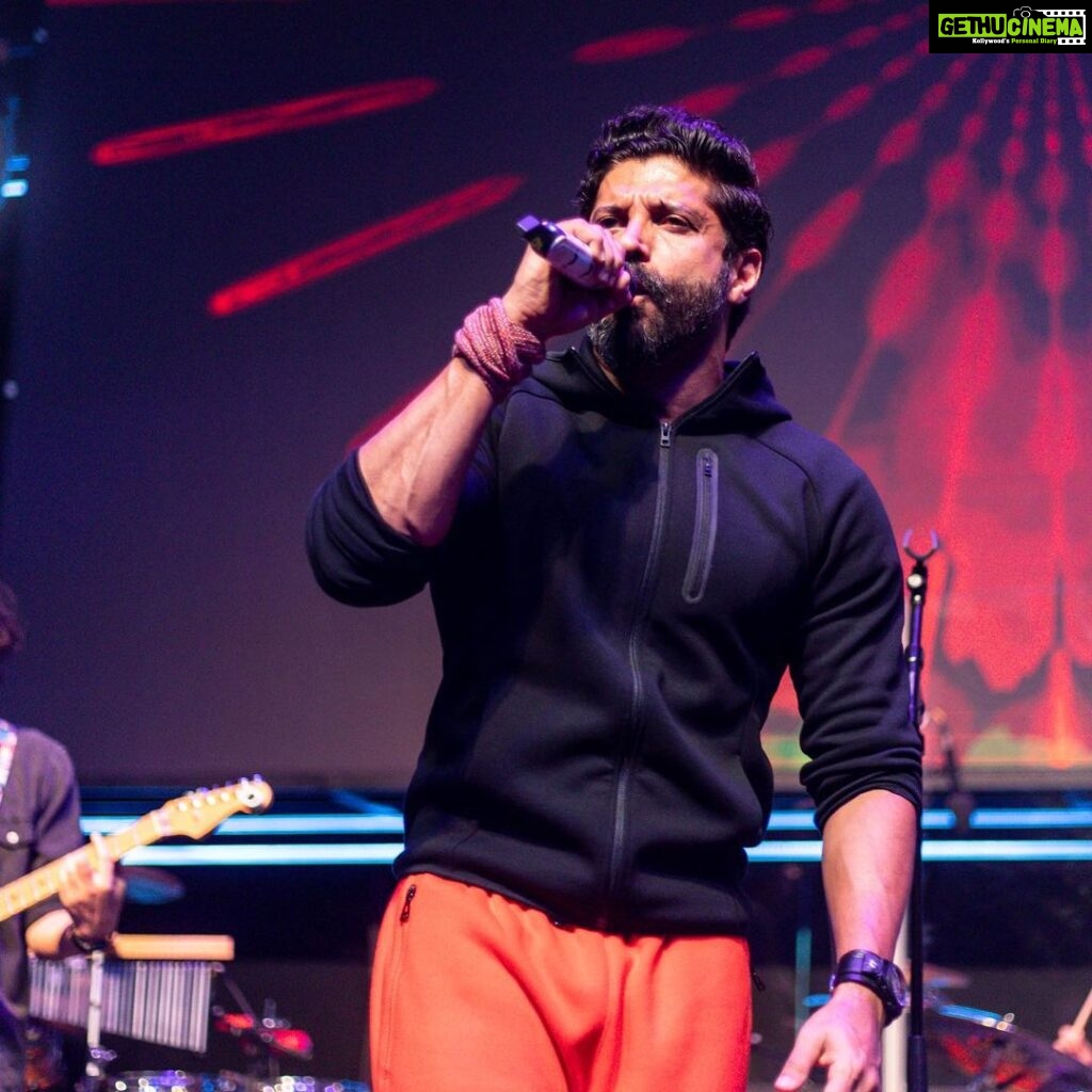 Farhan Akhtar Instagram - Yesterday marked 10 years of @farhanliveofficial. Entertaining you and taking the message of @therealmard across the country and world, has been deeply rewarding for us. Thank you to all co-artists, musicians, engineers, backline crew and management who have been part of this decade long journey and thank you to all the incredible audiences who’ve made each performance memorable. See you on stage as we roll into the next ten. 🤘🏽♥️