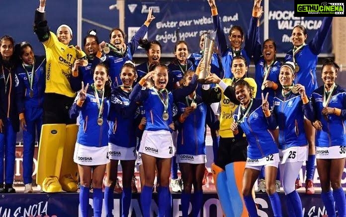 Farhan Akhtar Instagram - Congratulations to the Indian Women’s Hockey team on being crowned champions at the FIH Nations Cup 2022. 🏆✊🏽 Onwards and upwards. @hockeyindia @kiren.rijiju