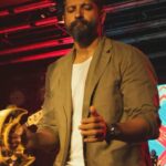 Farhan Akhtar Instagram - ♥️♥️ Echoes of the weekend. @sambrejaipur @odeumbyprism @Rcamericanpridesoda @Kingfisherultra @Steppinout.in @Envision_ind #swiggysteppinout #livetheamericanpride Video @akhileshganatraphotography