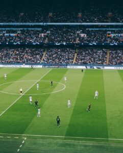 Farhan Akhtar Instagram - An evening to remember. The atmosphere was electric..!! And to watch my team dominate RM and score 4 .. WHAT A TREAT..!! 
🔥🔥 

Now for the final. Let’s go #mancity .. let’s bring her home 👊🏽🏆

Thank you @etihad .. thank you @mancity for hosting us. Big big hug to your team who were absolutely incredible. 

Images @sebporter 🙏🏽♥️

Overcoat @sshomme 
Shoes @dmodotofficial