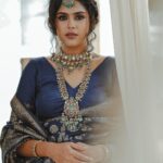 Faria Abdullah Instagram - Happy Diwali errryyybodyyy ❤️ 📸 @shareefnandyala Make up @pranathibandi Styled by @prashantiramesh Jewellery @vasundharadiamondrf Location @landoflovehyd
