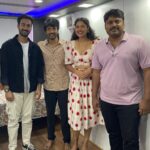 Faria Abdullah Instagram - No sleep but no time to crib 🔥 So grateful for all the beautiful people around me ❤️ Catch team #LSS and team #Prince on ETV Cash soon. Good luck Cash Anudeep @anudeep.film and @sivakarthikeyan @kanakalasuma Suma akka is the best, period. @santoshshobhan @merlapaka @brahms25 @actor_sudharshan Styled by @officialanahita Outfit: @naomibyneehabhumana Earrings: @blingthingstore
