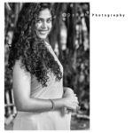 Faria Abdullah Instagram - #Fariaabdullah #kollywood #southindianactress #monochrome #lumixindia #panasoniclumix #lumixg9 #lumixphotography #Deran #deranphotography