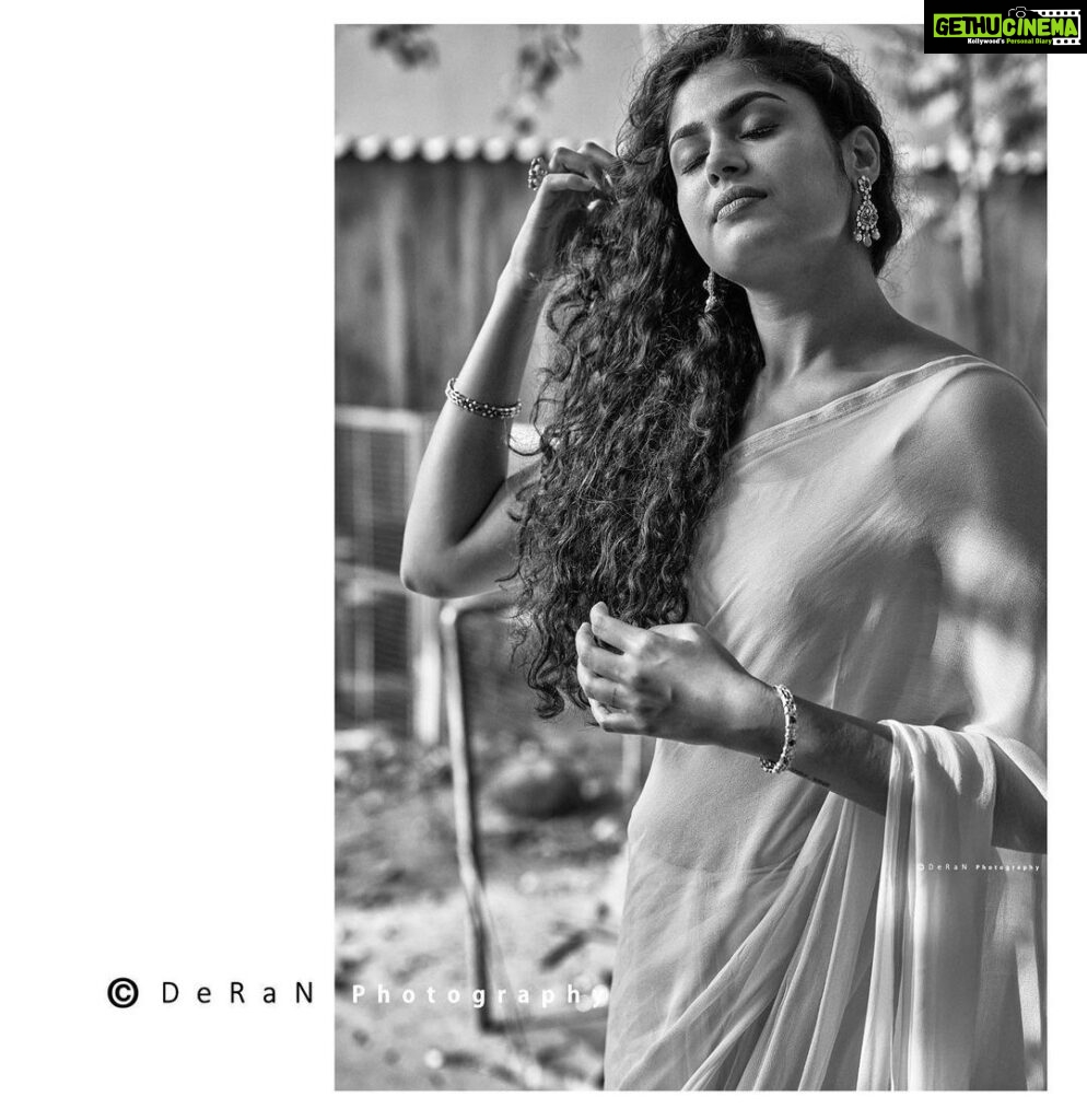 Faria Abdullah Instagram - #Fariaabdullah #kollywood #southindianactress #monochrome #lumixindia #panasoniclumix #lumixg9 #lumixphotography #Deran #deranphotography