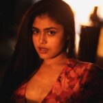 Faria Abdullah Instagram - I see you see me But not with my eyes. 📷 @thariqhussain Assisted by @thewhyldchild