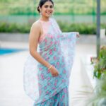 Faria Abdullah Instagram – Felt like a flower, looked like a garden 🌷

Styled by @officialanahita 
Saree: @drc_hyderabad 
Pic: @they_call_me_keshu 
Make up @uztheartist