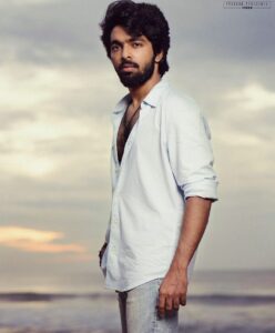 G. V. Prakash Kumar Instagram - The sky makes me happy ❤️✨💫 @thoorigaikabilan @prachuprashanth @icchennai