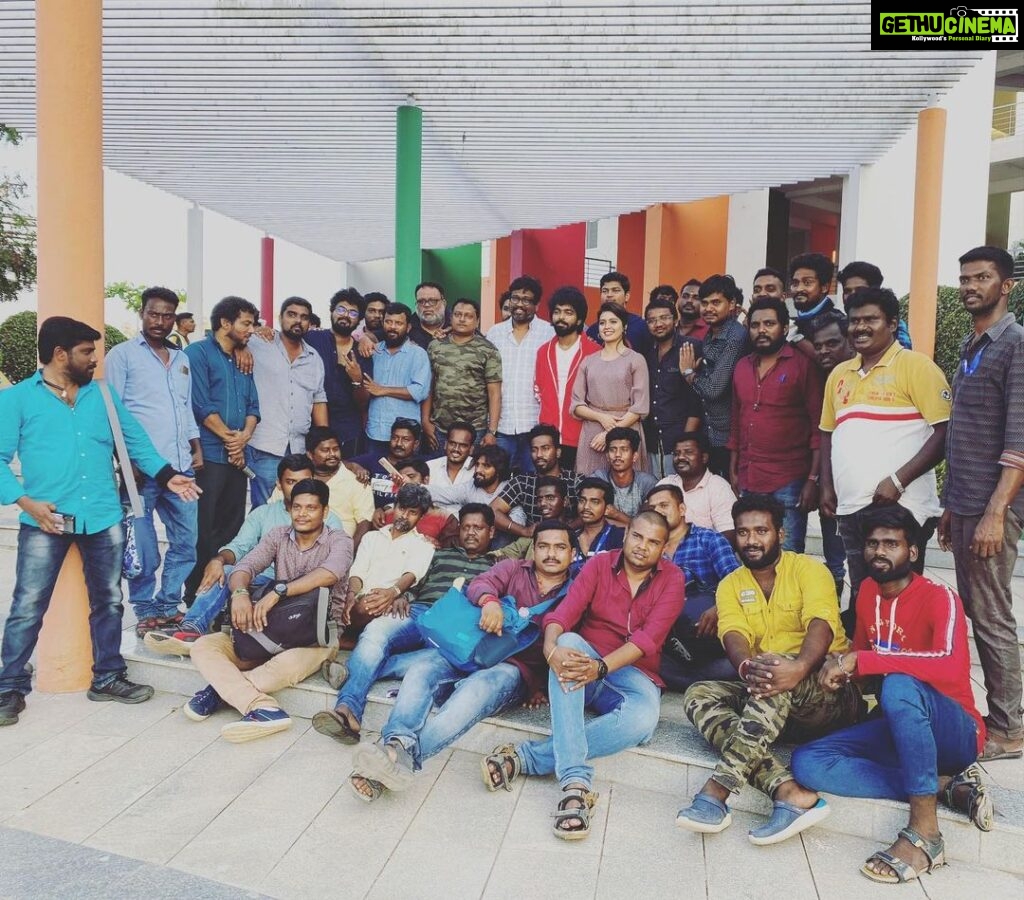 G. V. Prakash Kumar Instagram - It’s a wrap for #vanakkamdamappilei ... a lovely journey with lovely people ... super happy to have been a part of it ... thanks @rajeshmdirector @gururameshv @amritha_aiyer #siddharth @pragstrong @danianniepope @reshmapasupuleti @dineshmaster_official and the whole team ....