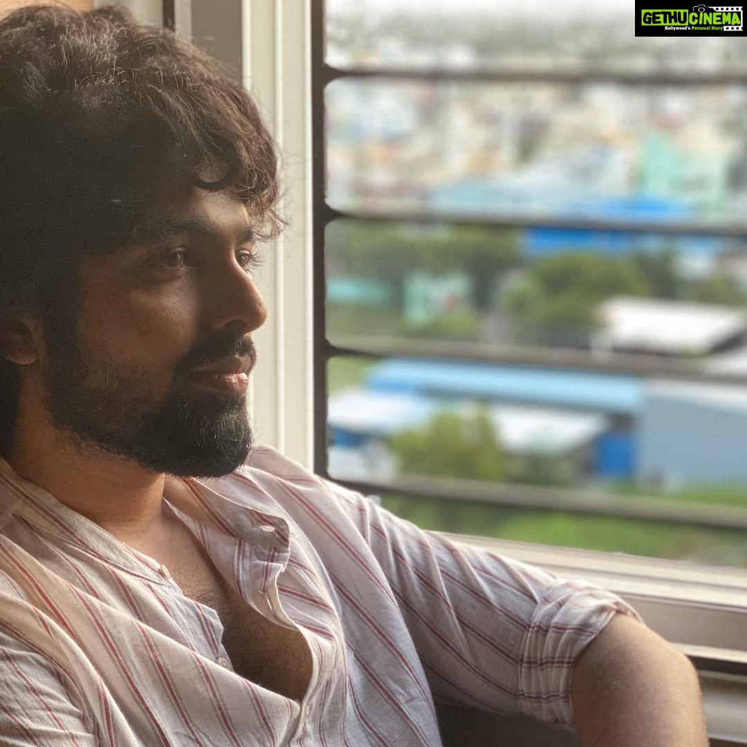G. V. Prakash Kumar Instagram - And when I lifted my eyes to ur name .. suddenly ur heart showed me my way ... ❤️💫✨ #highanddry