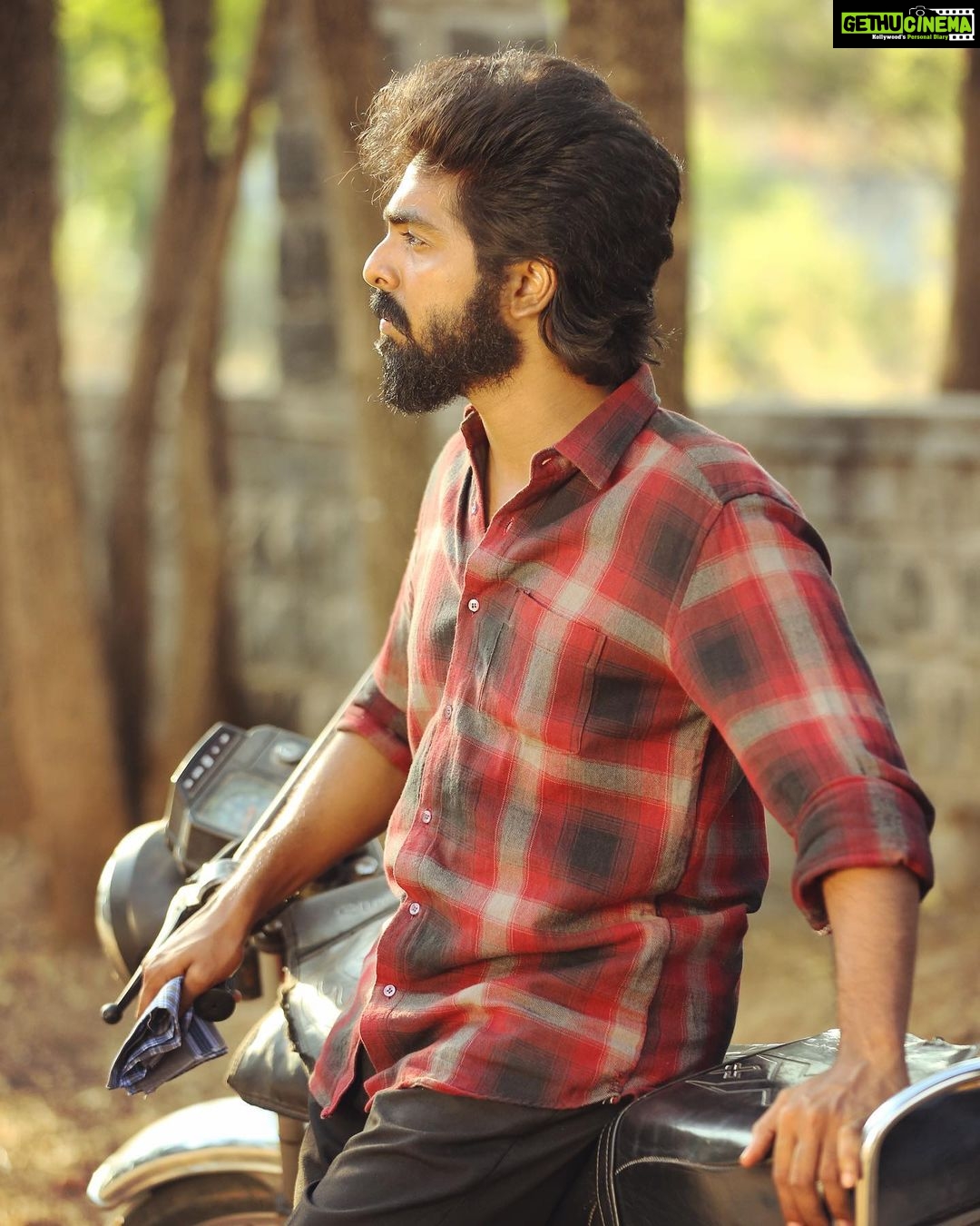 G. V. Prakash Kumar - 221.9K Likes - #kalvan on his way soon … @axess_filmfactory @thinkmusicofficial #pvshankar @p.v.shankar