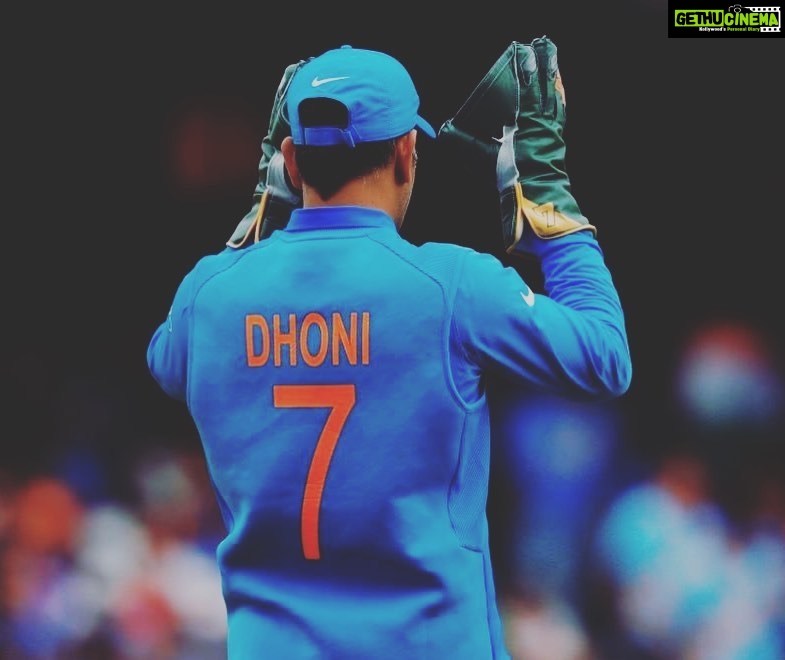 G. V. Prakash Kumar Instagram - Farewell dear captain @mahi7781 ... the most inspiring team player and one of my biggest inspirations ... will miss u in blue #MSDhoni #msdhoni #dhoni